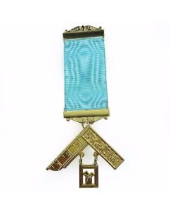 Masonic Craft Lodge Officer Past Master Breast Jewel