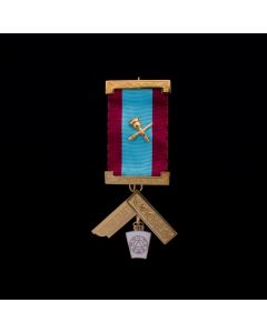 Mark Member Past Masters Breast Jewel